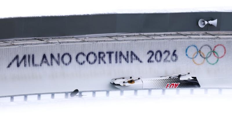 На Олімпійських іграх майже сталася катастрофа в бобслеї (відео)