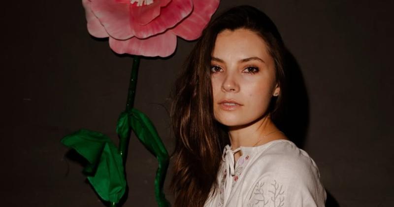 Яка ціна стилю Антоніни Хижняк: акторка продемонструвала свій гардероб, що налічує 9 років (ВІДЕО) - Hochu.ua