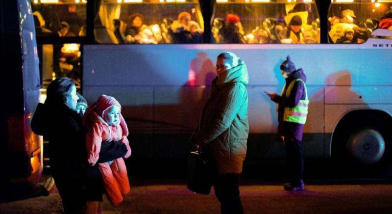 Фронт наближається: з деяких районів Слов'янська планується примусова евакуація дітей.