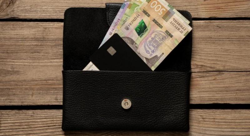 Процентні ставки на депозити знижуватимуться: експерт у фінансовій сфері дав рекомендації щодо оптимальних способів інвестування коштів.