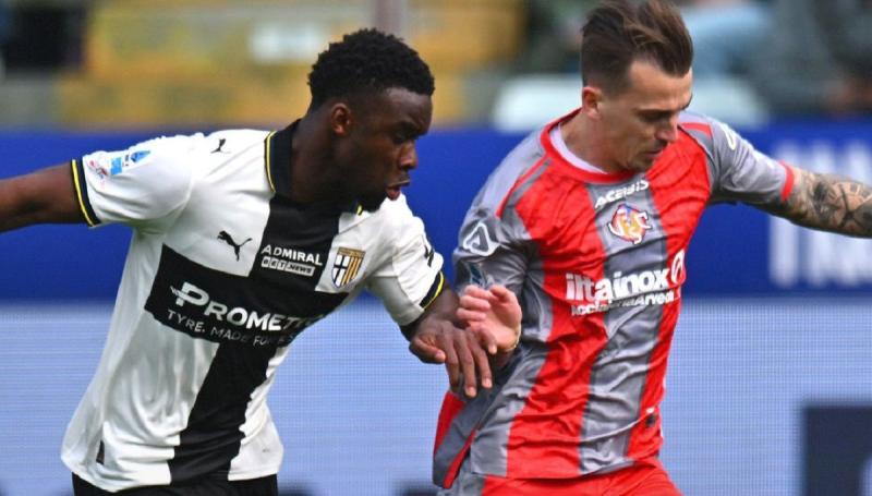 Кремонезе у виїзному поєдинку обіграв Парму, зупинивши свою безвиграшну серію, яка тривала 15 матчів. Тепер 