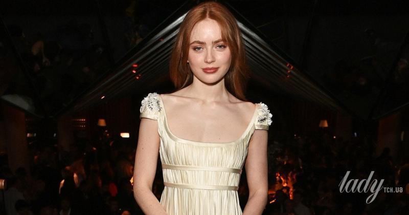 Акторка з популярного серіалу 