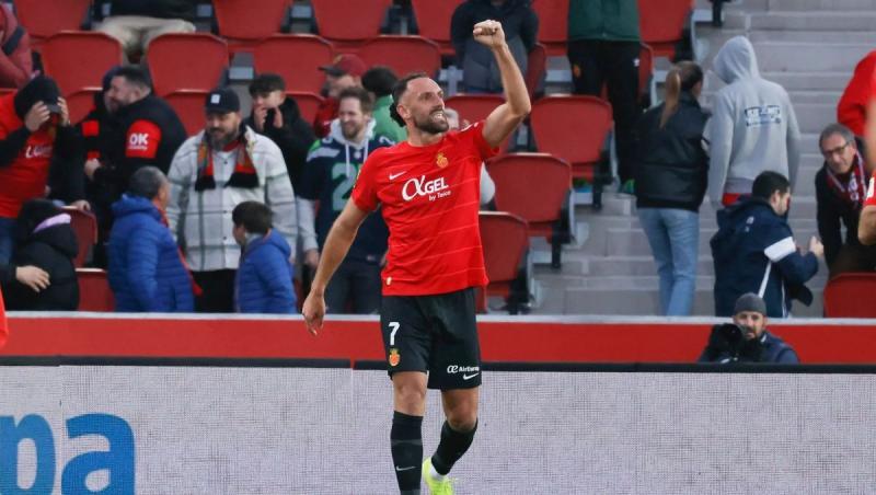 Кат Луніна засмутився після пропущеного гола у свої ворота - відома причина - Футбол24.