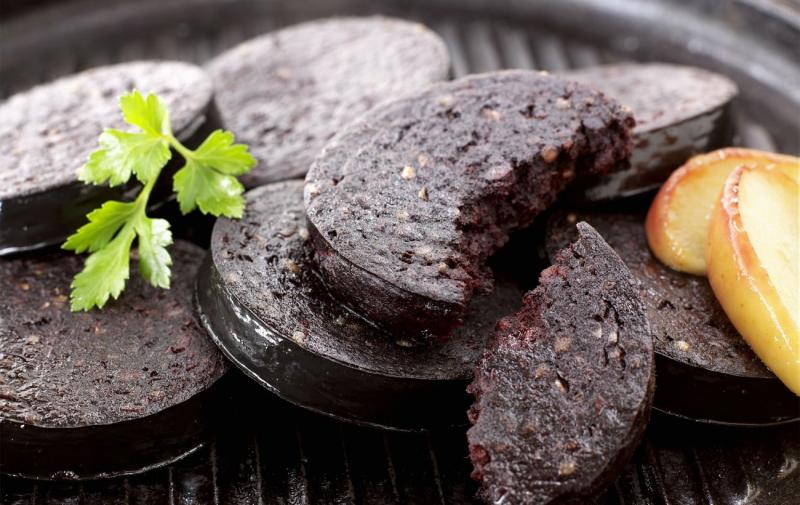 Чи дозволяється покласти кров'янку до великоднього кошика: важливе зауваження, яке запобігне помилці.