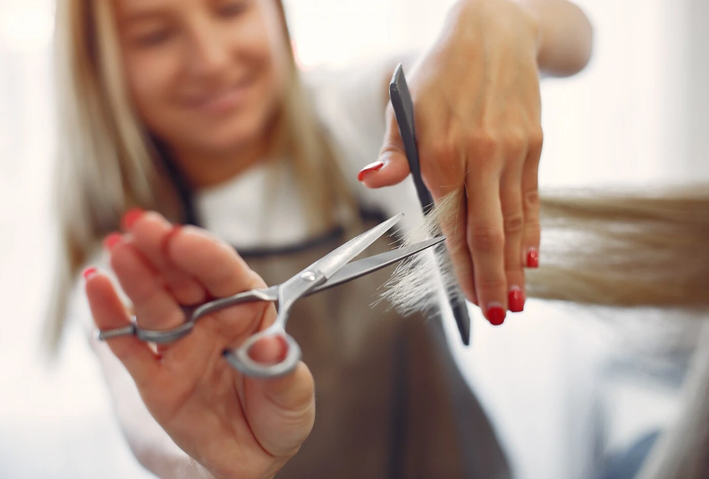 Місячний календар стрижок на травень - На заслуженому відпочинку