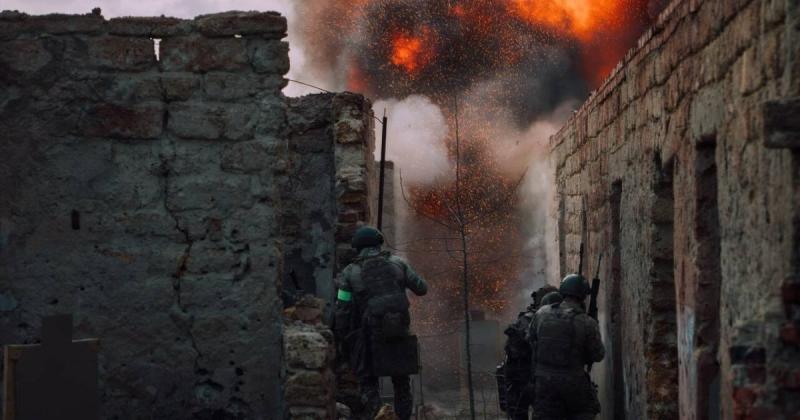 З початку доби між Збройними Силами України та армією Російської Федерації сталося 62 бойових зіткнення.