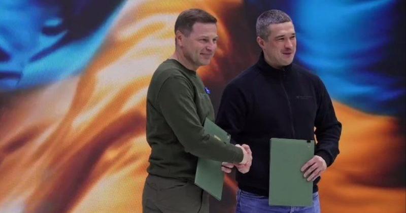 Естонія планує виділити приблизно €110 мільйонів на підтримку України у 2026 році, зосередившись переважно на придбанні дронів та заходах протидії безпілотним літальним апаратам, повідомив Федоров. ДИВІТЬСЯ ВІДЕО.